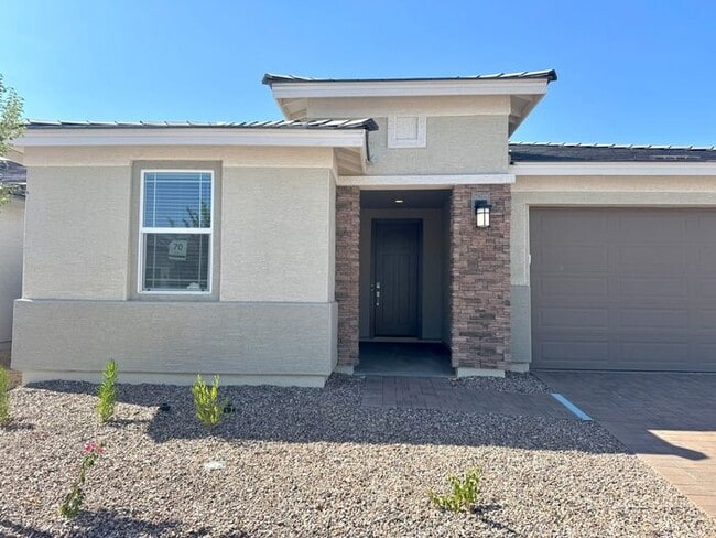 Building Photo - MOVE IN READY! New 5-Bedroom Home in Goody...