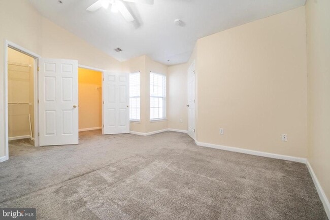 Building Photo - 5224 Leavers Ct