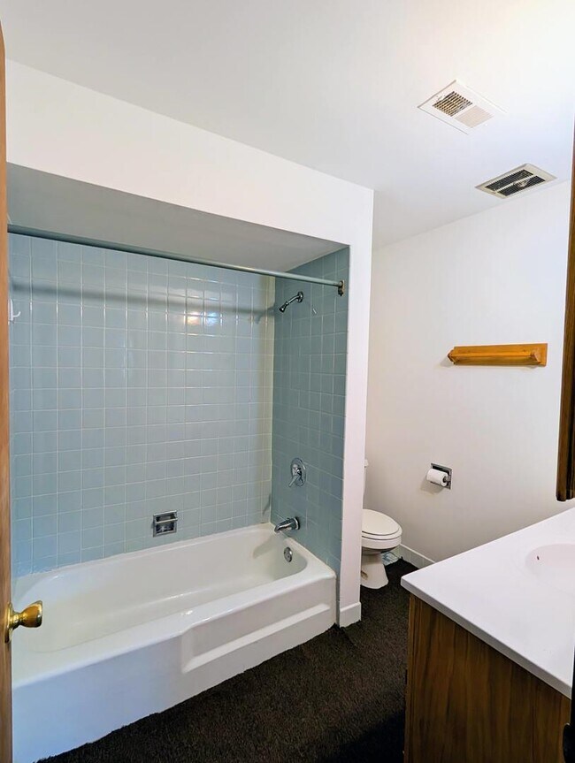 Building Photo - 8143 Marion Dr