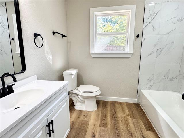 Building Photo - 4955 Odessa Ave