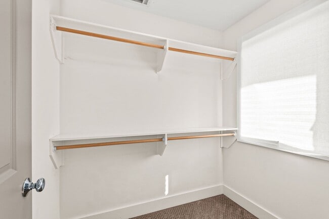 Building Photo - East Nashville Rental!