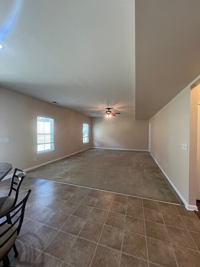 Building Photo - Coming Soon – Available November 1st! Spacious 4-Bedroom Home