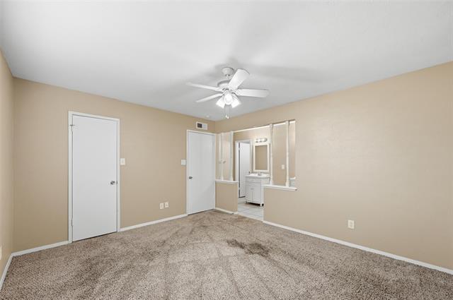 Building Photo - 512 White Oak St