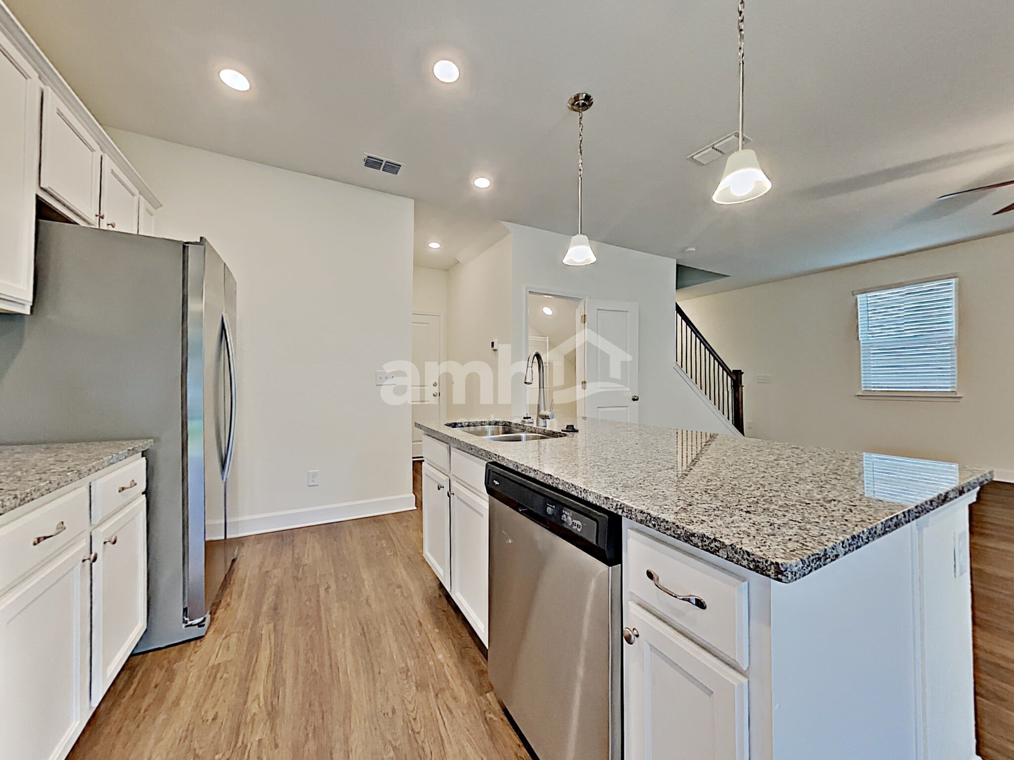 Building Photo - 8661 Highfield Ave