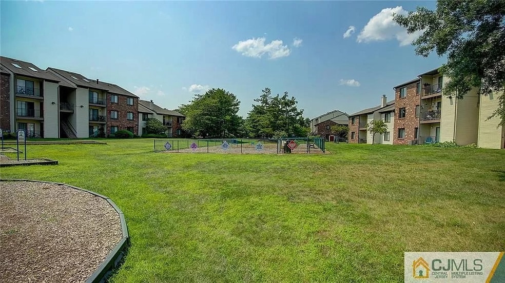 Building Photo - 3 Covington Ct