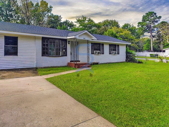Building Photo - Move in before November 30th and choose your reward: a $250 Amazon Gift Card or a 55" Smart TV!