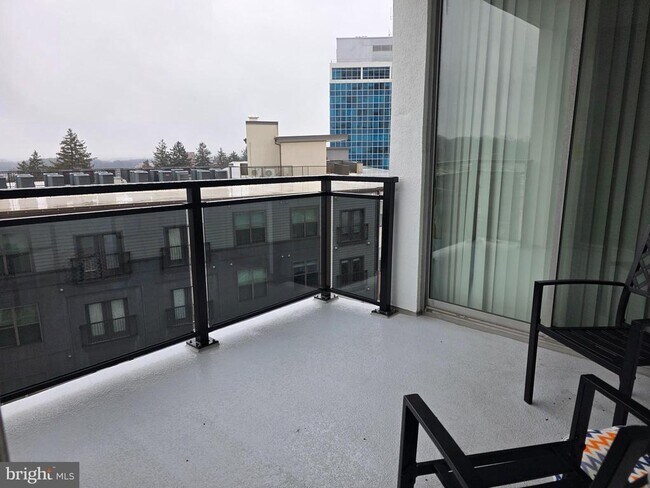 Building Photo - 28 Allegheny Ave