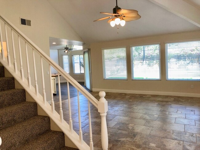 Building Photo - $2,950 Alluvial & Cedar, 4 Bedroom - N. Wo...