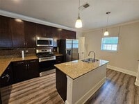 Building Photo - 4227 Delano Pl
