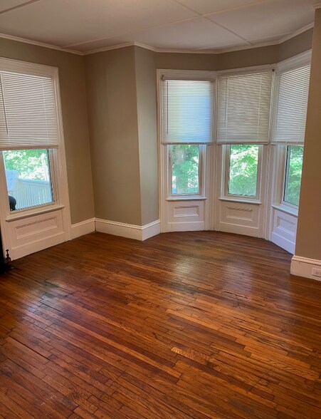 Building Photo - 28 Highland Terrace