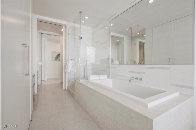 Building Photo - 3726 S Las Vegas Blvd