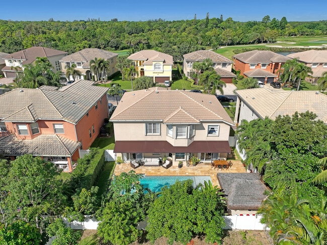 Building Photo - 2227 Ridgewood Cir