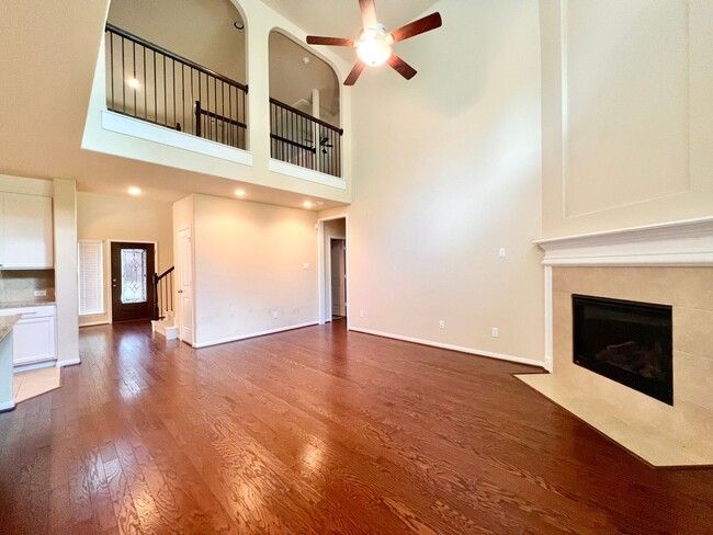 Building Photo - Gorgeous Two Story Home in Richmond, TX