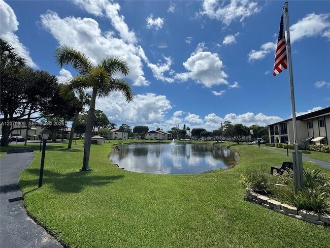 Building Photo - 5773 La Pinata Blvd