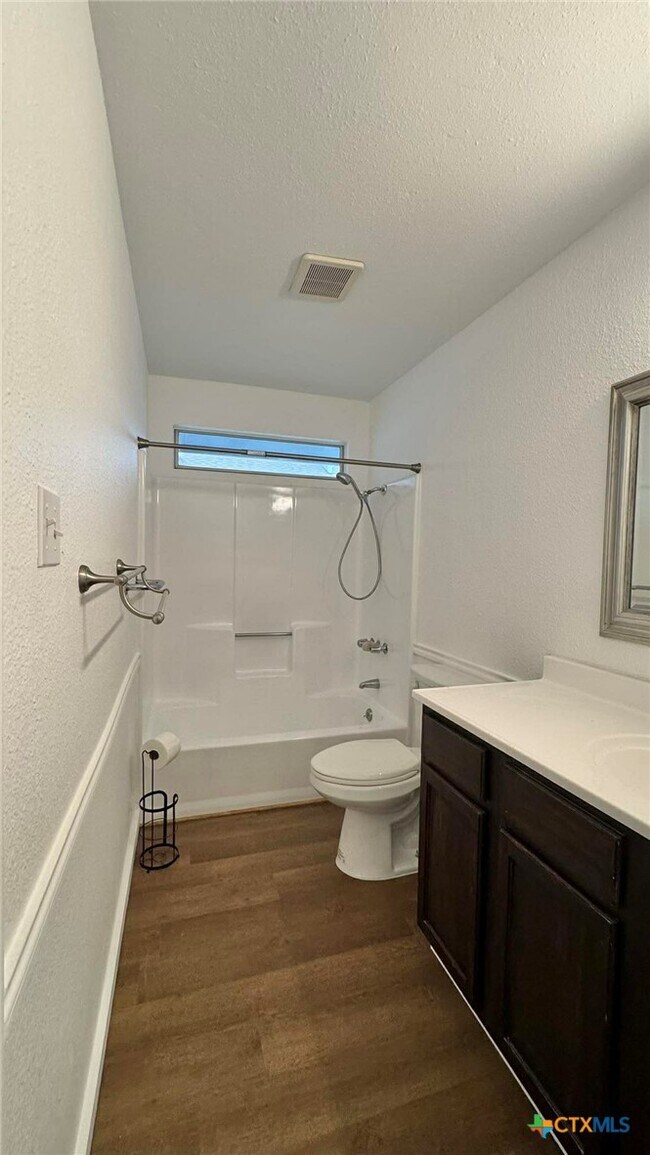 Building Photo - 2207 Purser Dr