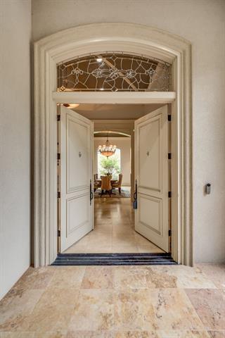 Building Photo - 6049 Arrowhead Dr