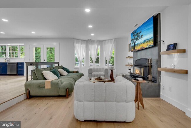 Building Photo - 4350 Lady Trisha Ct