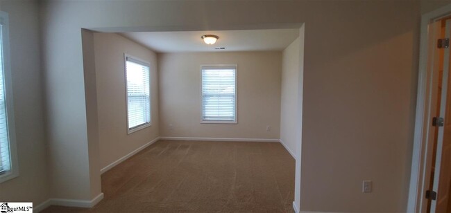 Building Photo - 225 Granito Dr