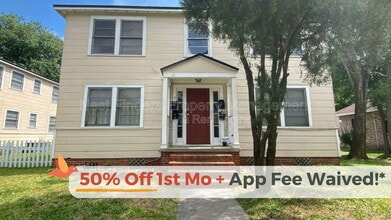 Building Photo - 2614 College St