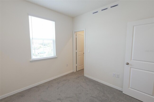 Building Photo - 4417 Small Creek Rd