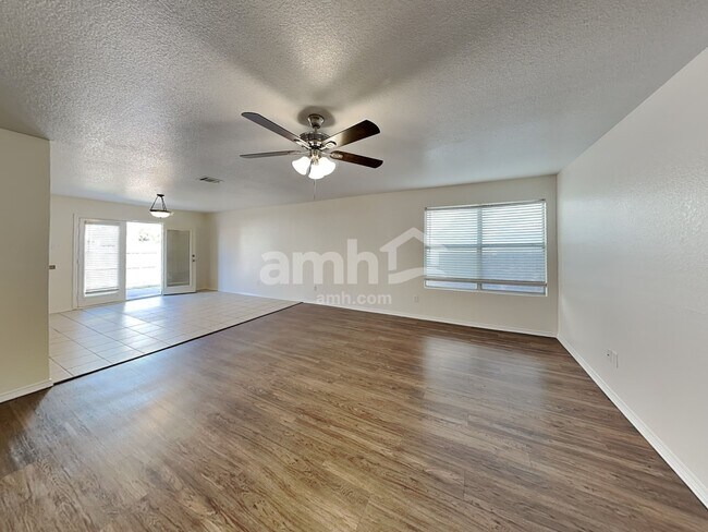 Building Photo - 7569 Vanessa Dr