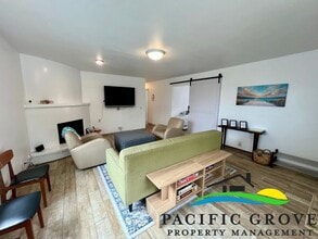 Building Photo - Furnished Single Family Home in Pacific Gr...