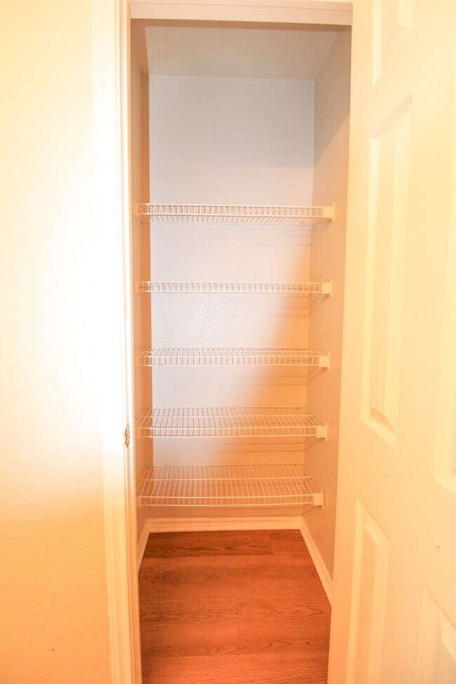 Building Photo - 9706 Battle Pass