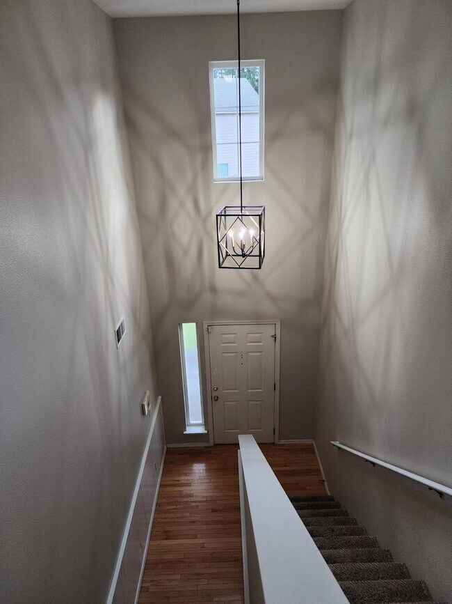 Building Photo - **$200 Move In Special**Beautiful 4 bed 2.5 Bath Home in South Hill Puyallup