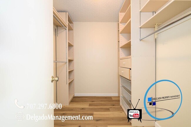 Building Photo - Benicia! Large two story three bedroom, two and 1/2 baths townhome