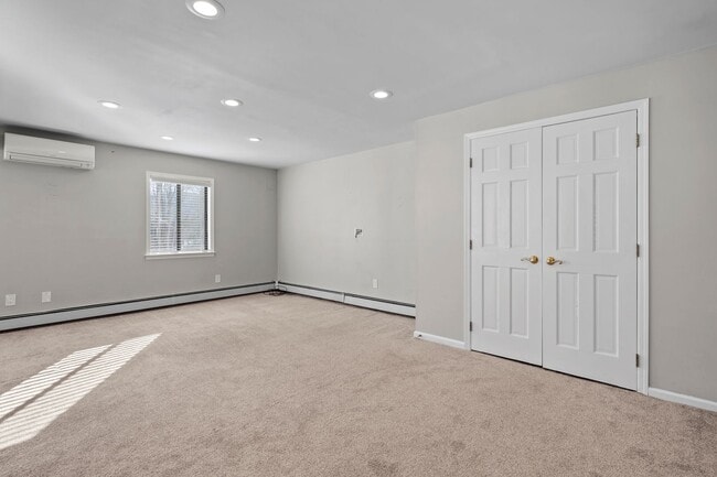 Building Photo - 4-bedroom 2.5-bath home in Cortlandt Manor