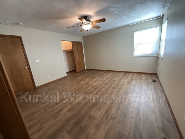 Building Photo - 19 Christine Dr