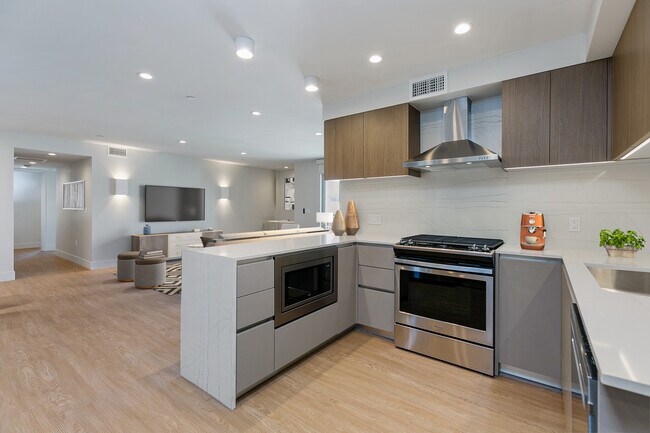 3BR, 3BA-1915 SF - Reve