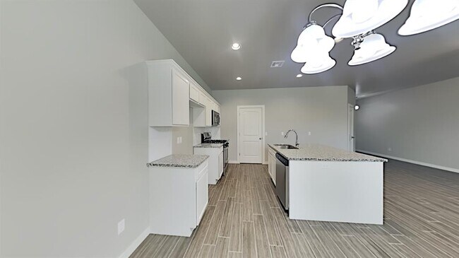 Building Photo - 1078 Mulbury Mansion