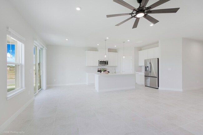 Building Photo - 81 White Pelican Ln