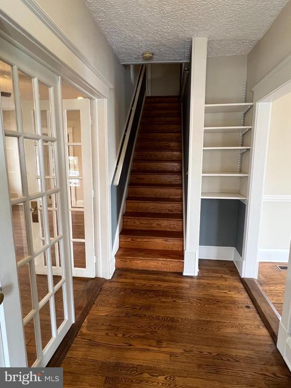 Building Photo - 2237 N Wakefield St