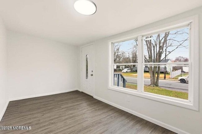 Building Photo - 28 Brandies Rd