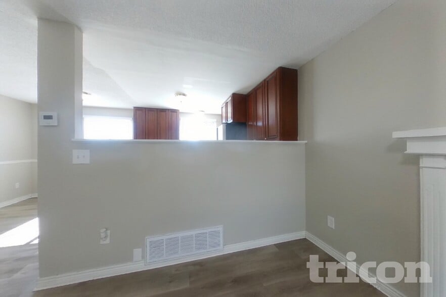 Building Photo - 8448 Prairie Clover Way