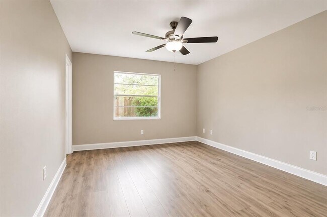 Building Photo - 1427 Benwick Way