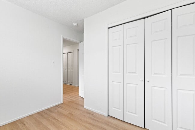 Building Photo - 1328 S Coffman St