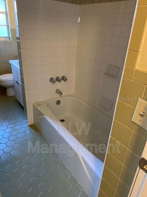 Building Photo - 37240 Beach Dr