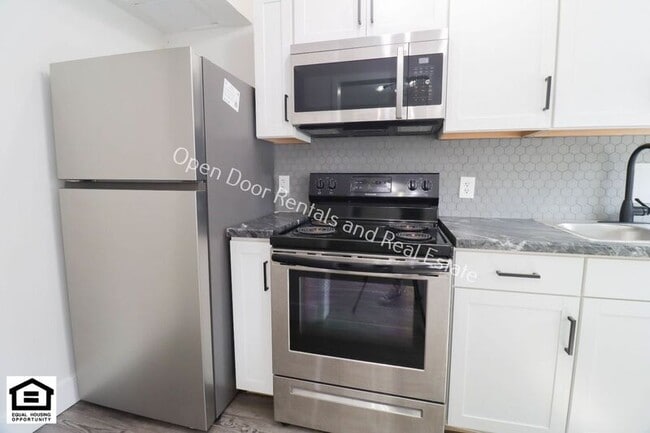 Building Photo - 1823 Griswold Dr