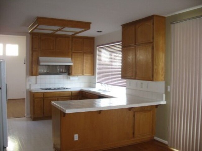 Building Photo - Spacious Newly Renovated 5 Bedroom Home in Tracy – $3,200/Month Available Soon!