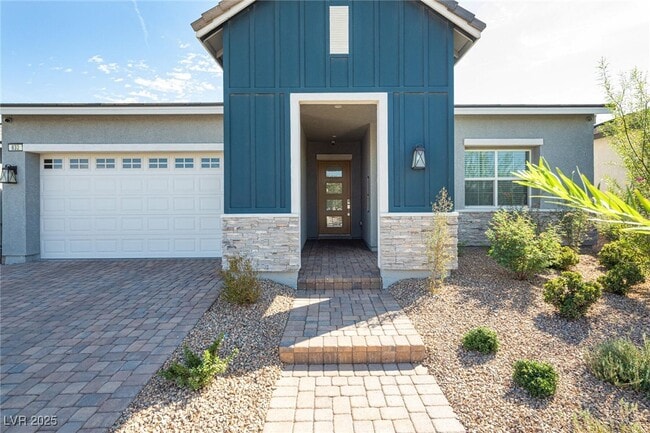 Building Photo - 832 Canonbury St