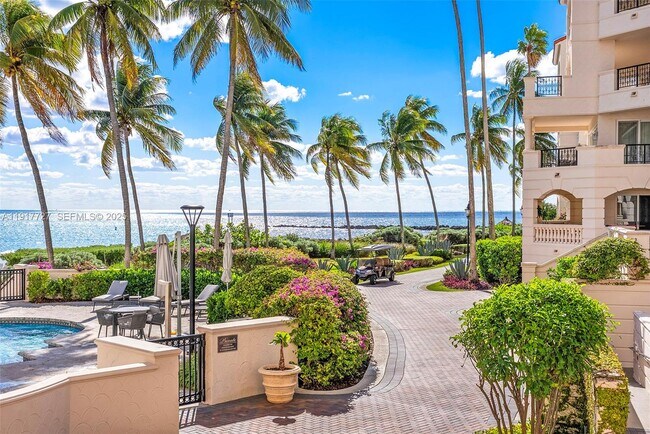 Building Photo - 7916 Fisher Island Dr