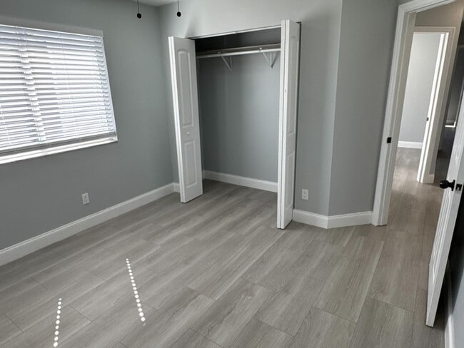 Building Photo - 5516 NW 22nd St