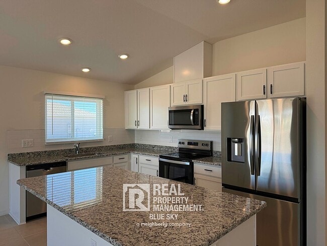 Building Photo - 14603 Abasail Ln