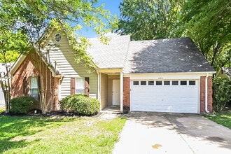 Building Photo - 6926 Ginwood Cove