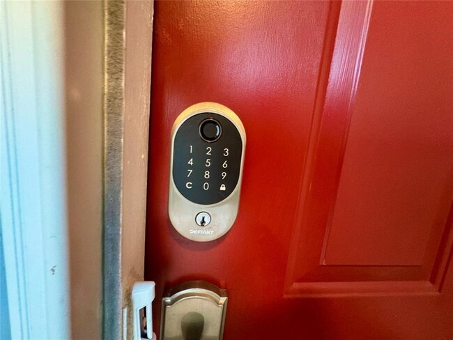 Building Photo - 8225 NW 83rd Pl