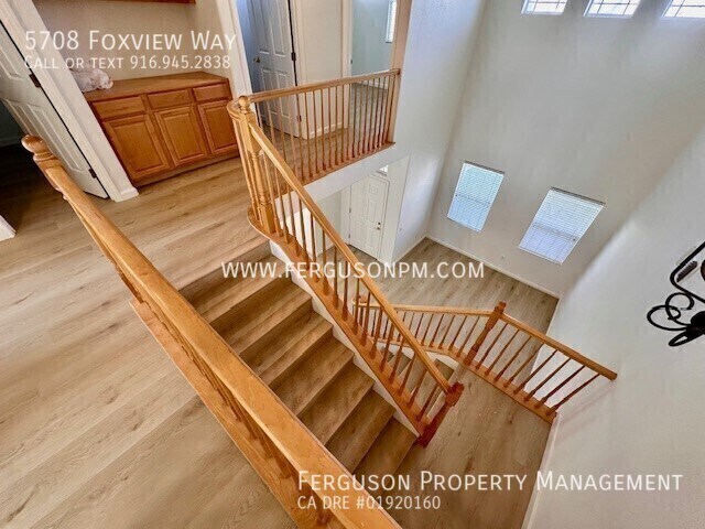 Building Photo - 5708 Foxview Way