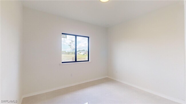 Building Photo - 2700 NW 20th Terrace